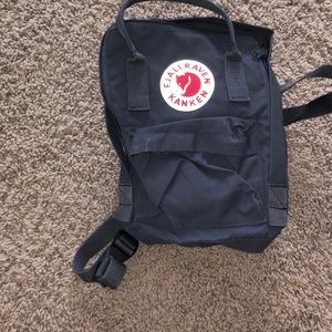 Authentic fallraven kanken mini backpack